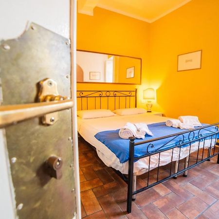 S1 - Serristori Tower Apt - Dolcevita Holiday Florencia Exterior foto