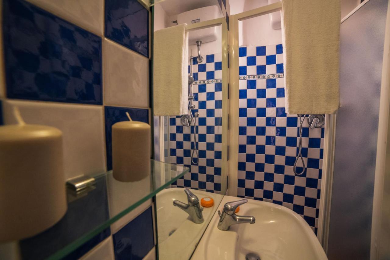 S1 - Serristori Tower Apt - Dolcevita Holiday Florencia Exterior foto